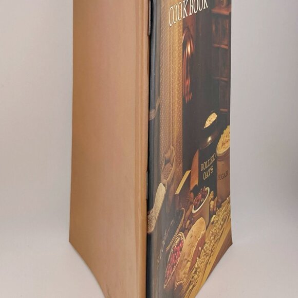 VINTAGE The Ideals Whole Grain Cookbook ~ Softcover 1970s baking recipe book - Picture 2 of 16
